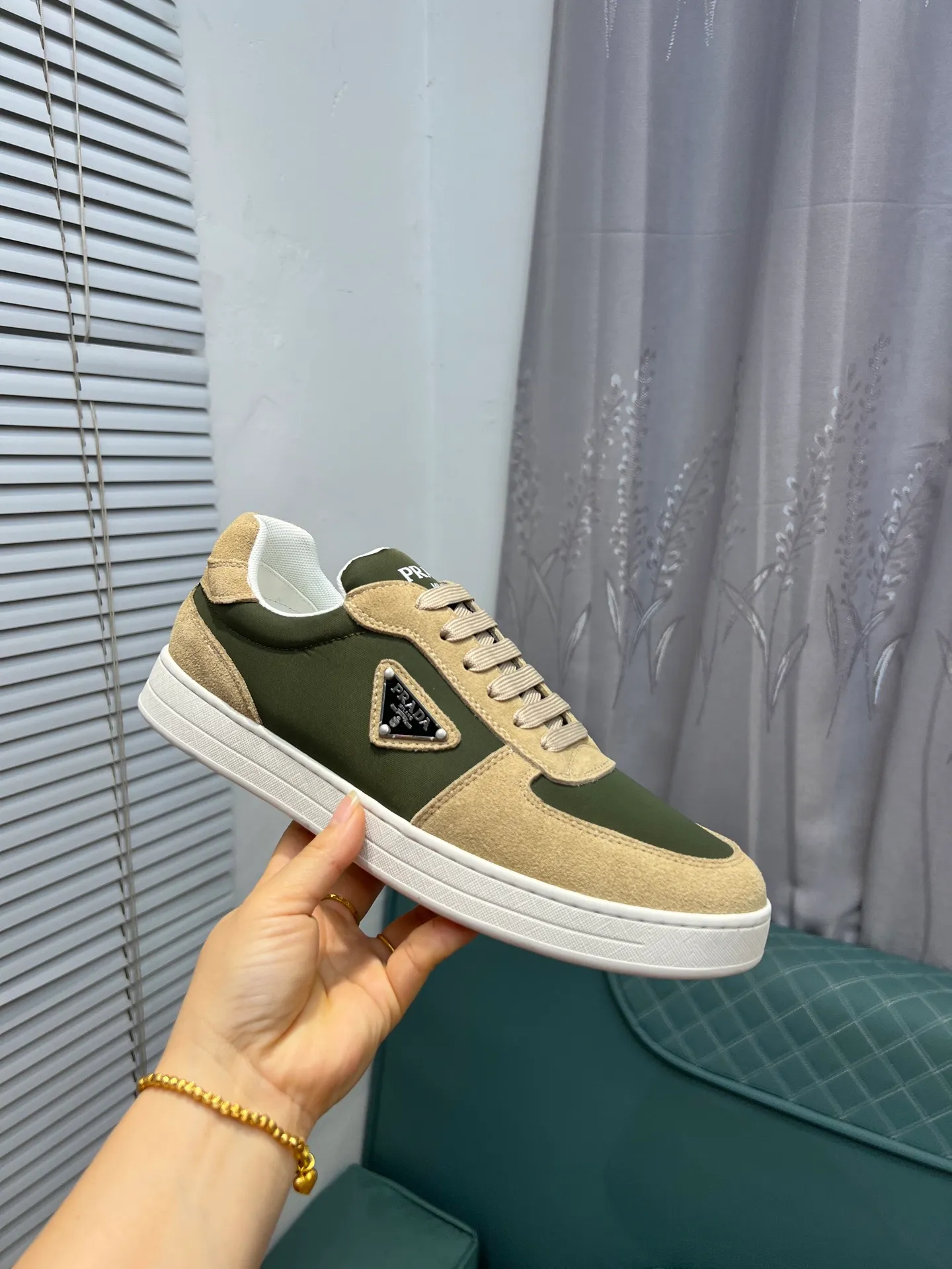 Men's men's shoes 💰440 [PRADA—Prada] latest model 🙈original replica! 👟👟👟Available here. The workmanship is top-notch. The upper is made of Italian 🇮🇹Imported calfskin. ❗️Breathable genuine leather lining @Suitable for travel. The original version has an enlarged engraved sole, making it suitable for all kinds of travels, showing low-key luxury. Let quality speak for itself. Color: Size: 38-44